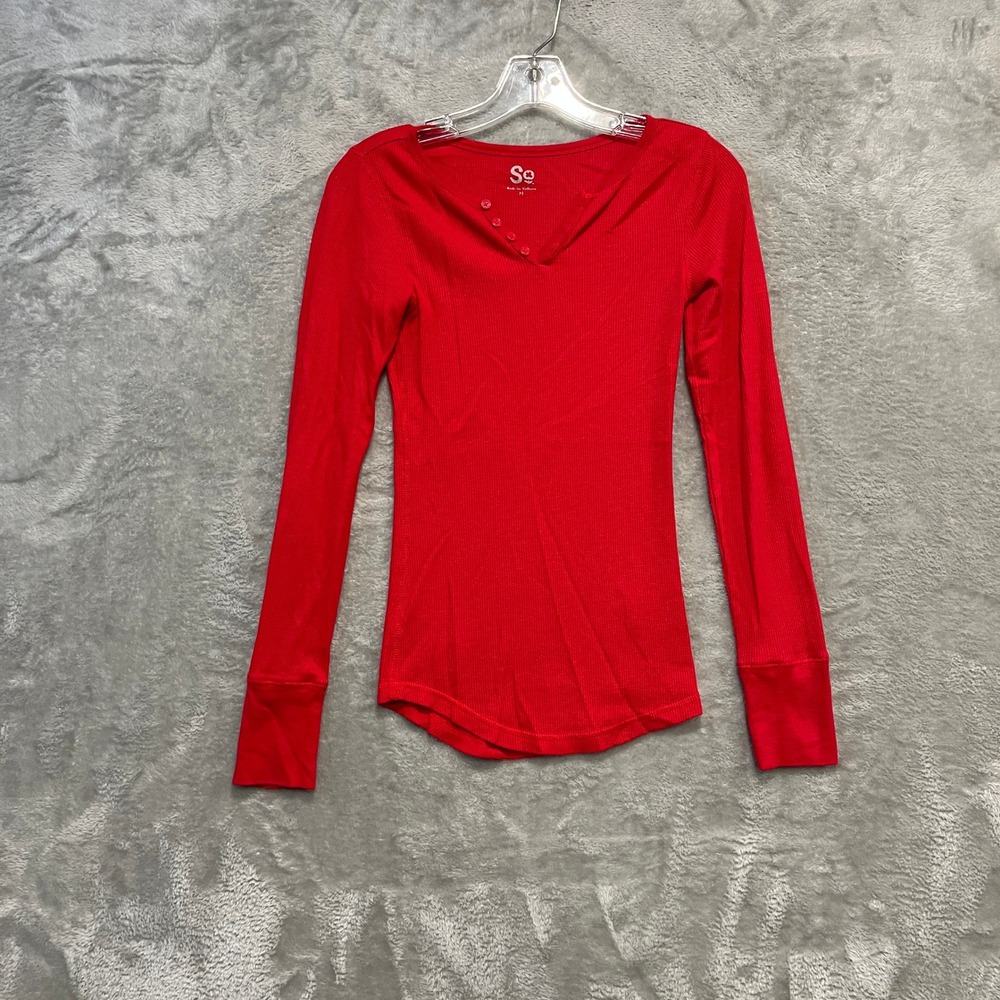 SO Henley Top Women Size M Red Long Sleeve Waffle Knit Curved Hem